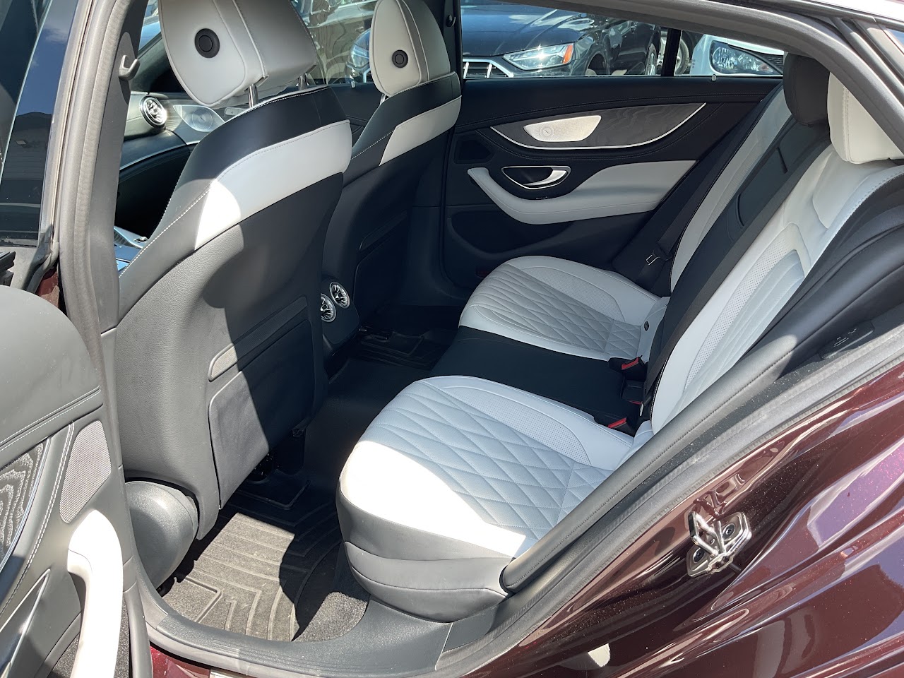 2022 Mercedes-Benz AMG GT — photo 24 of 37