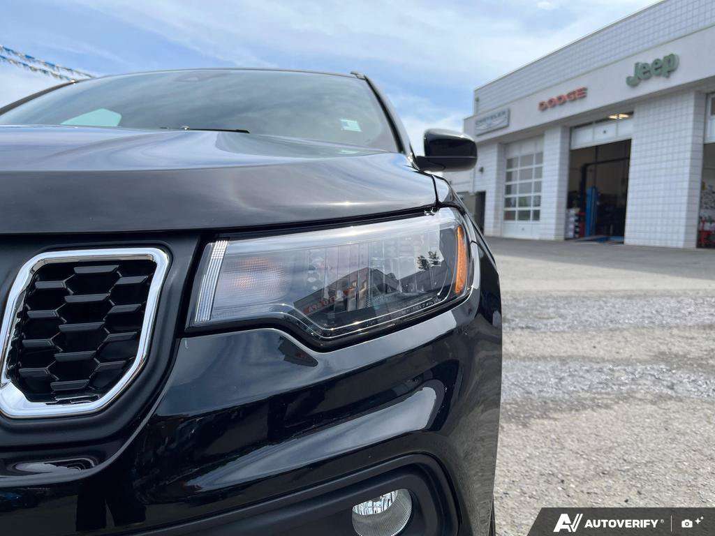 2025 Jeep Compass — photo 9 of 25