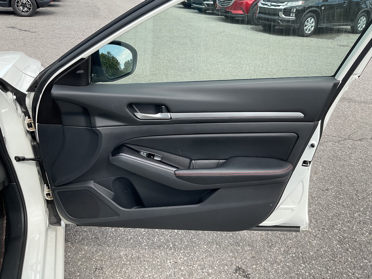 2024 Nissan Altima — photo 31 of 34