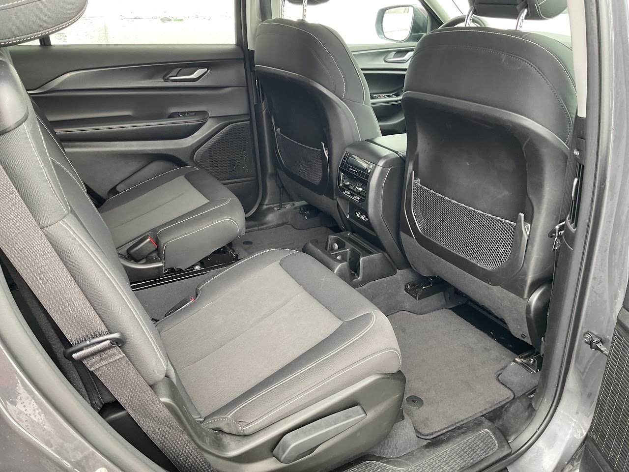2023 Jeep Grand Cherokee — photo 16 de 21