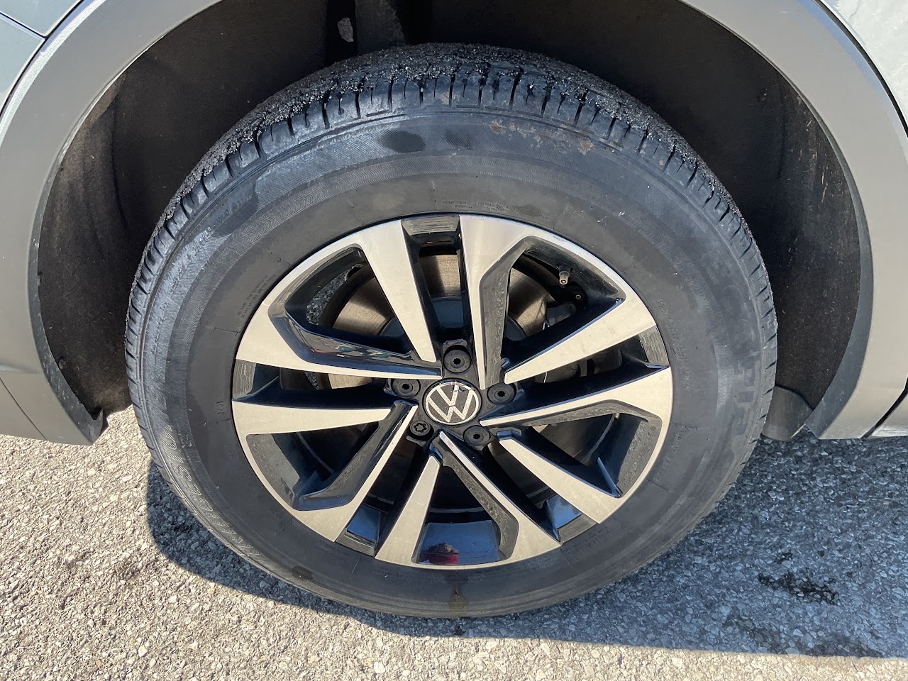 2024 Volkswagen Tiguan — photo 19 de 34