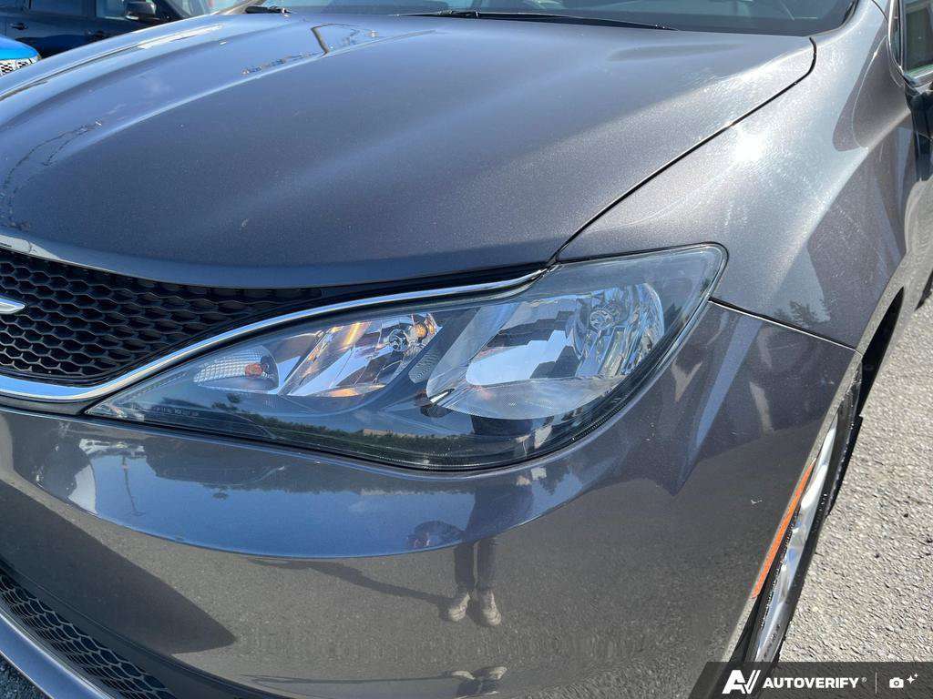 2021 Chrysler Grand Caravan — photo 8 of 25
