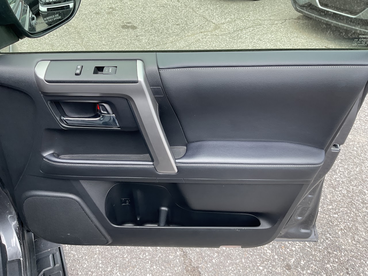 2023 Toyota 4RUNNER — photo 31 de 34