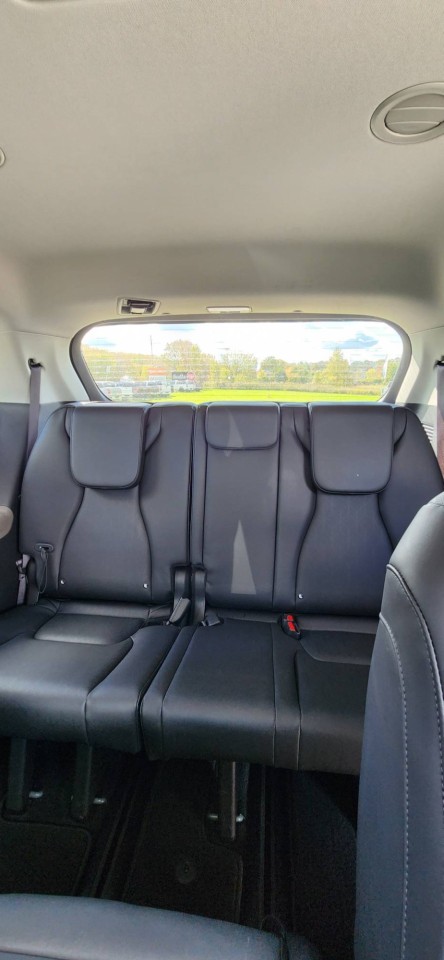 2025 Kia Carnival — photo 18 de 19
