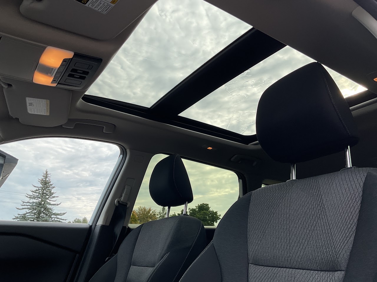 2025 Nissan Rogue — photo 32 de 34
