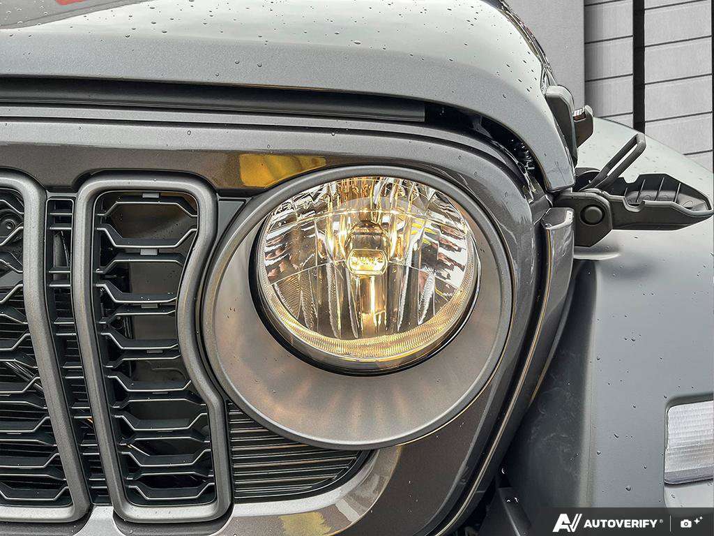 2026 Jeep Wrangler — photo 7 de 24