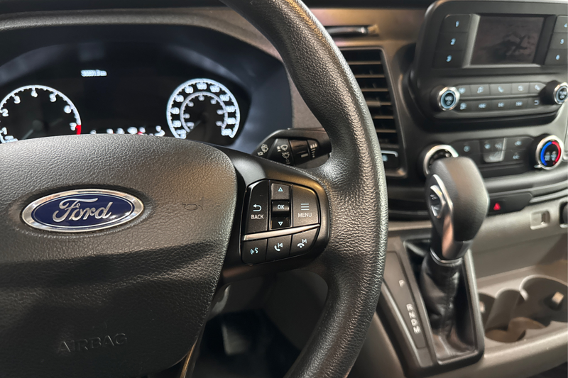 2025 Ford Transit Cargo Van — photo 25 of 29