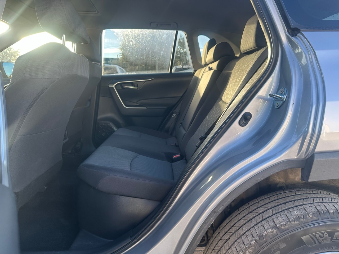 2025 Toyota RAV4 — photo 19 of 25