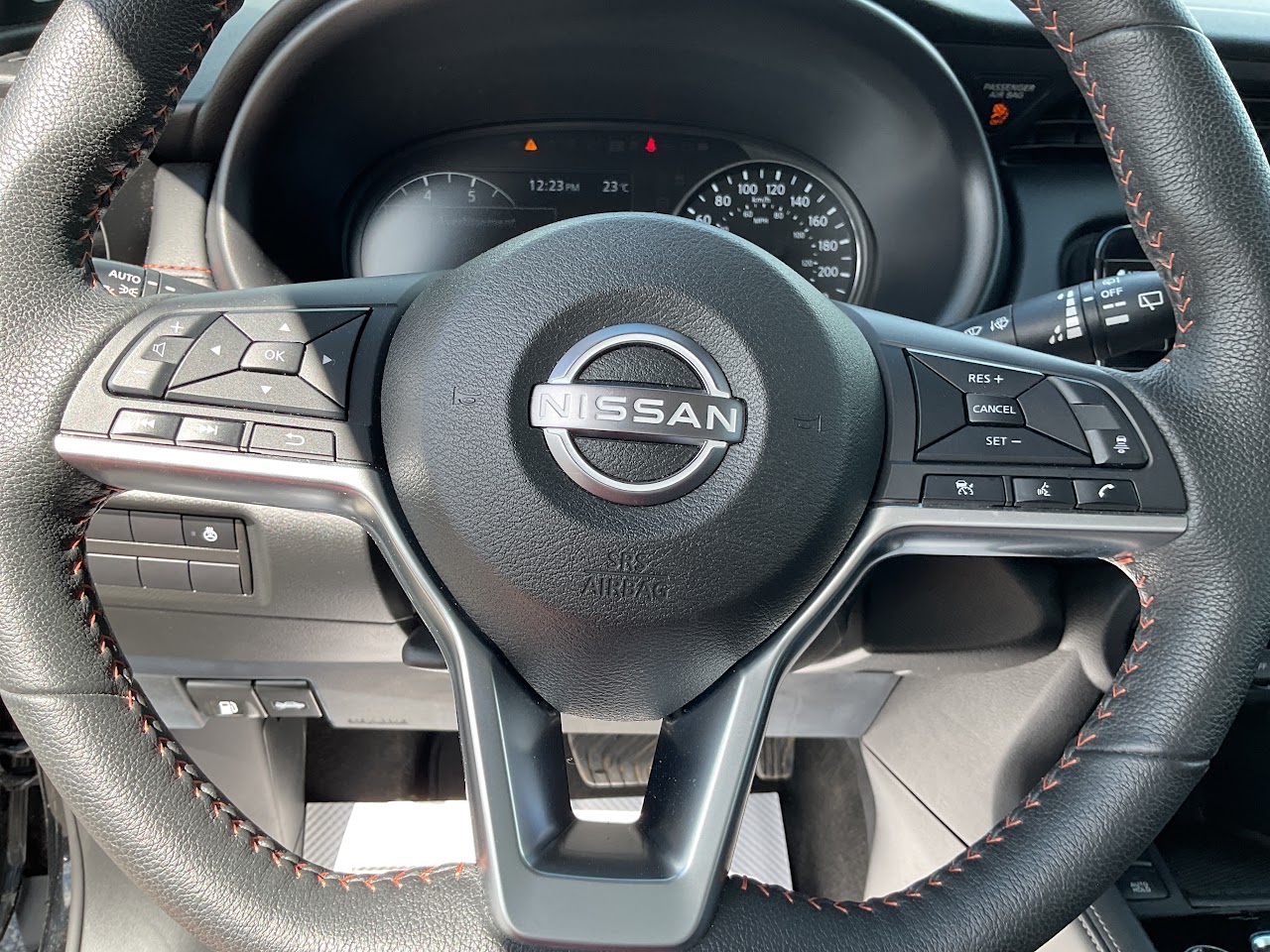 2023 Nissan Kicks — photo 26 of 34