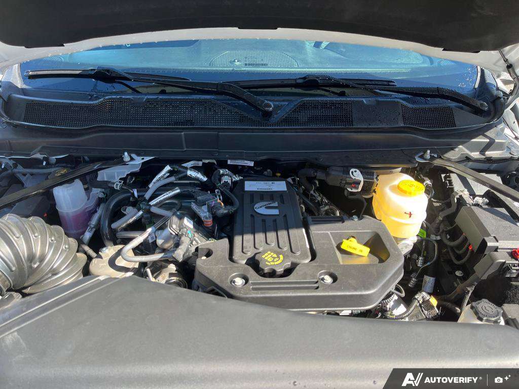 2026 Ram 3500 Crew Cab — photo 10 of 25