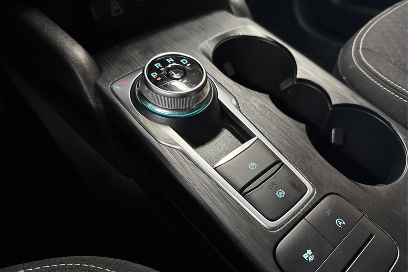 2025 Ford Escape — photo 32 of 33