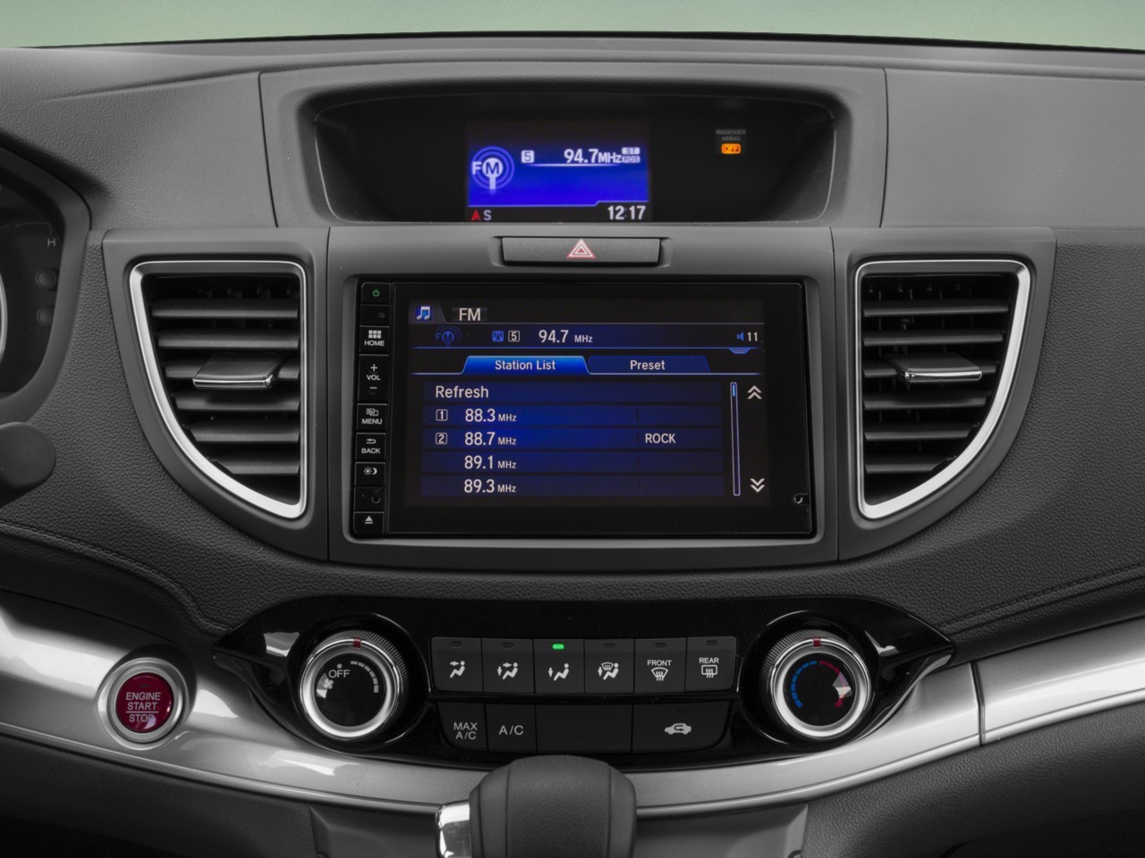 2015 Honda CR-V — photo 9 of 16