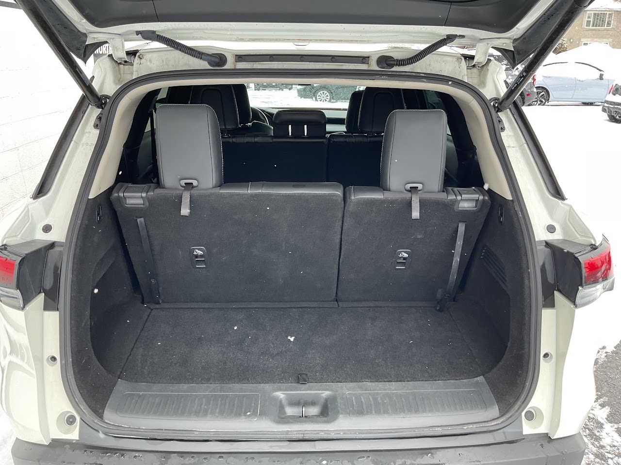 2024 INFINITI QX60 — photo 23 of 24