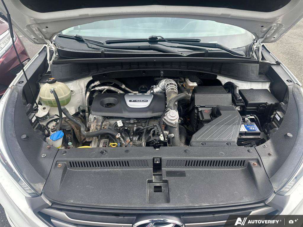 2016 Hyundai Tucson — photo 10 of 25