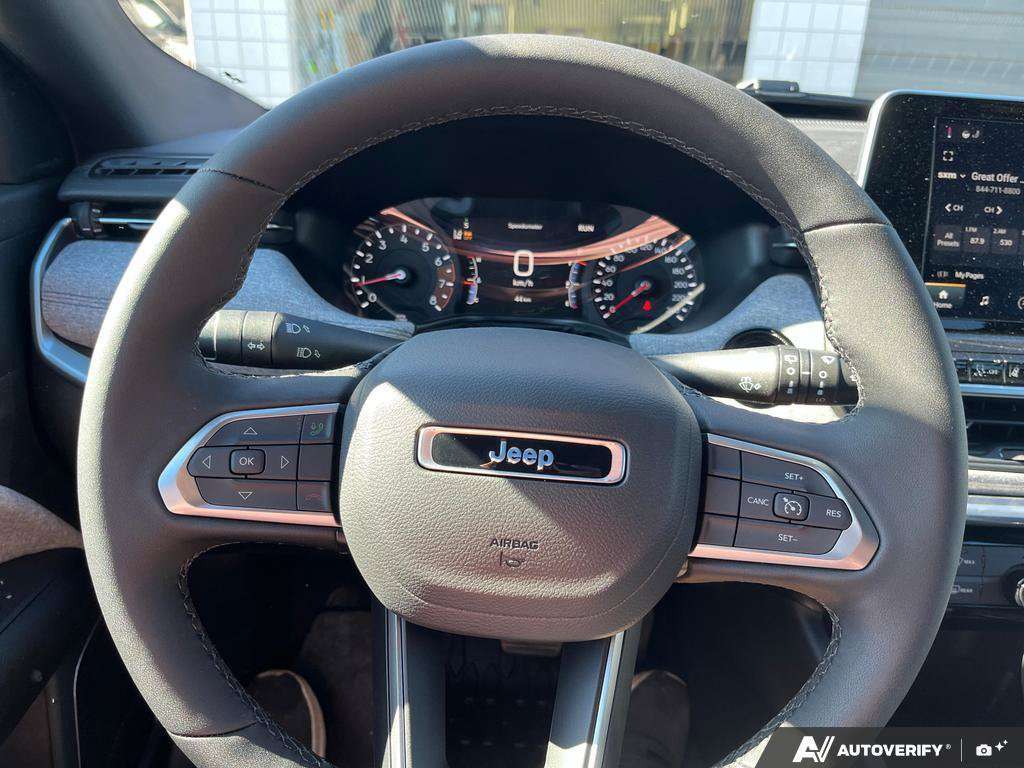 2026 Jeep Compass — photo 14 of 25