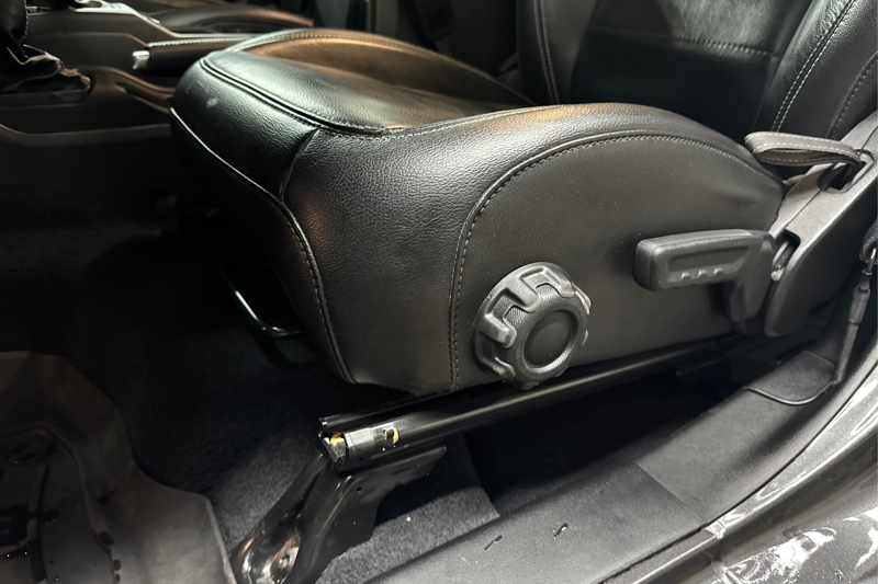 2021 Jeep Wrangler — photo 30 of 32