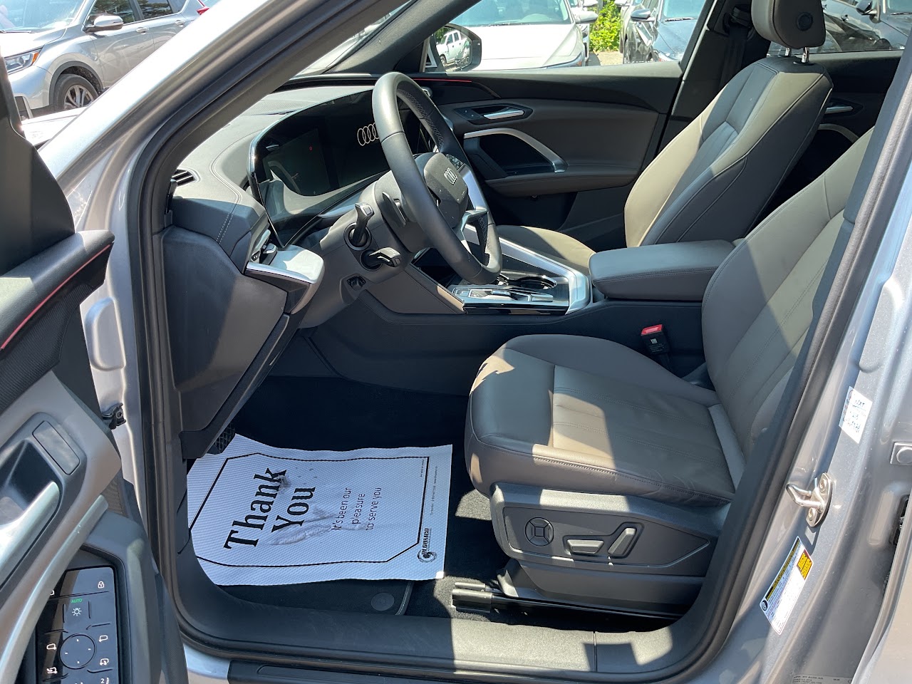 2025 Audi Q5 — photo 19 of 33