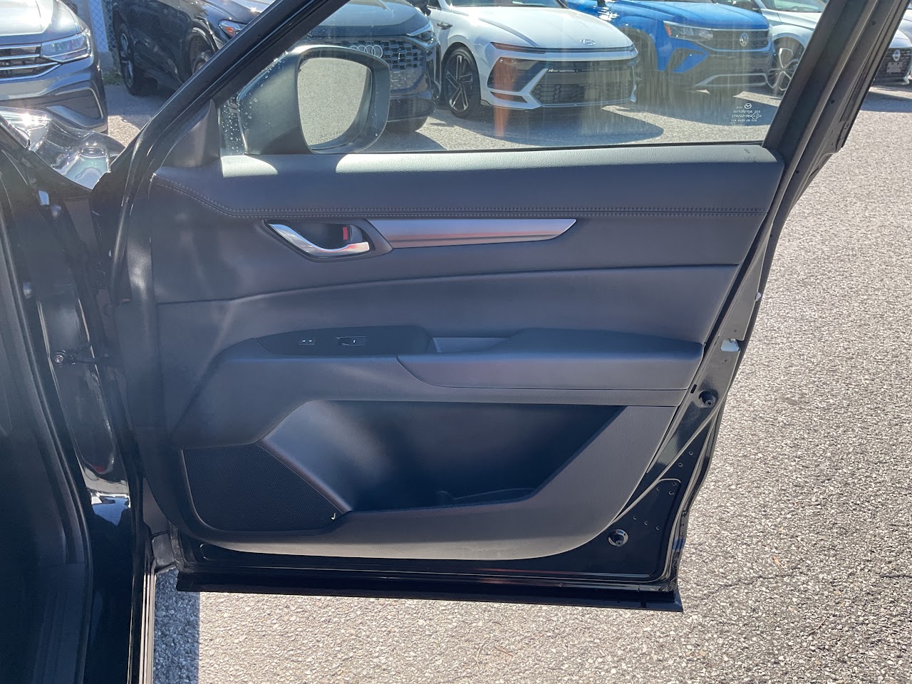 2025 Mazda CX-5 — photo 40 of 42