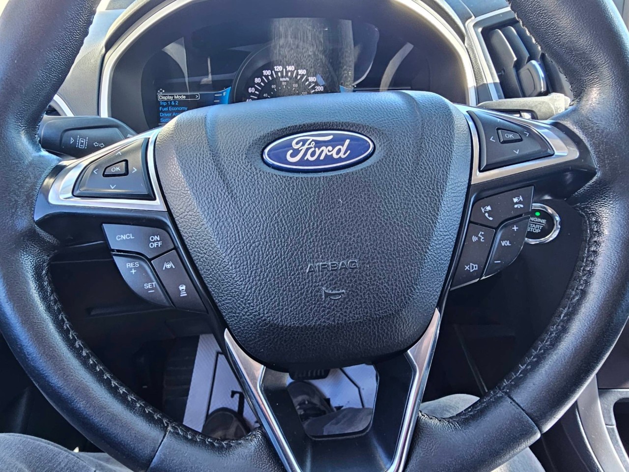 2021 Ford Edge — photo 23 of 34