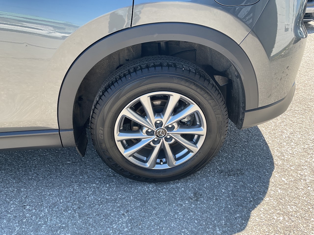 2025 Mazda CX-5 — photo 13 of 34