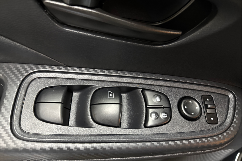 2025 Nissan Versa — photo 27 de 31