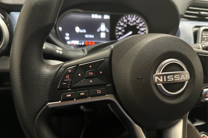 2025 Nissan Versa — photo 23 of 26