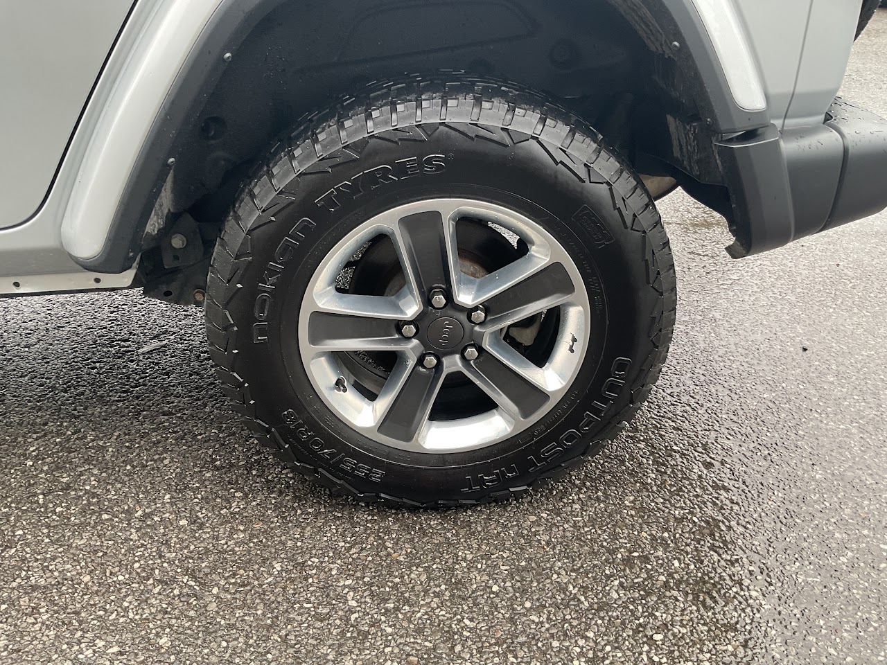 2023 Jeep Wrangler — photo 11 de 32