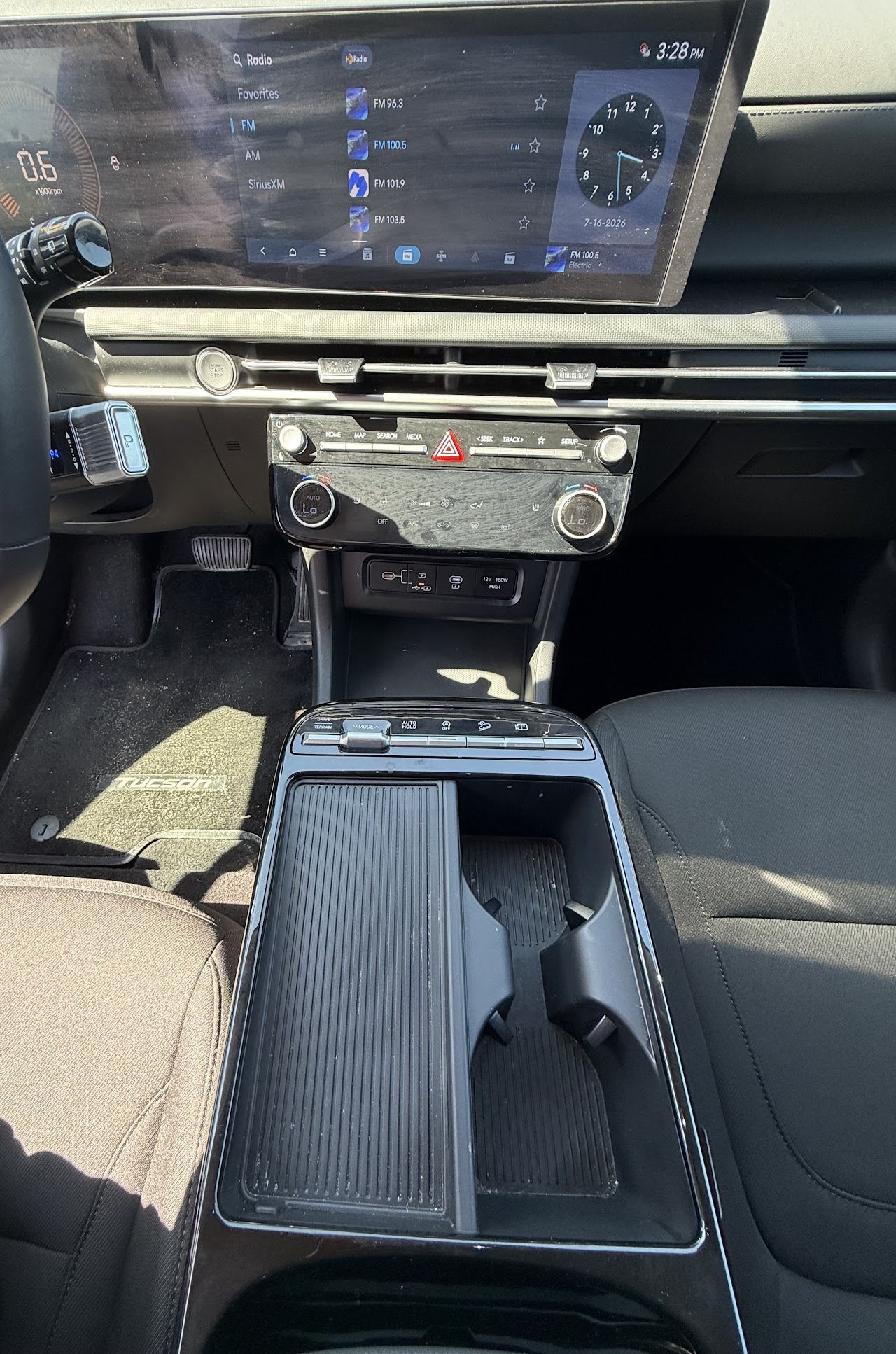 2026 Hyundai Tucson — photo 39 of 64