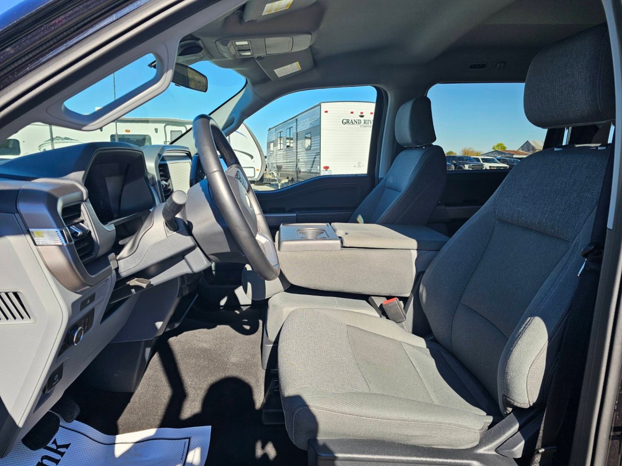 2025 Ford F-150 — photo 12 of 23