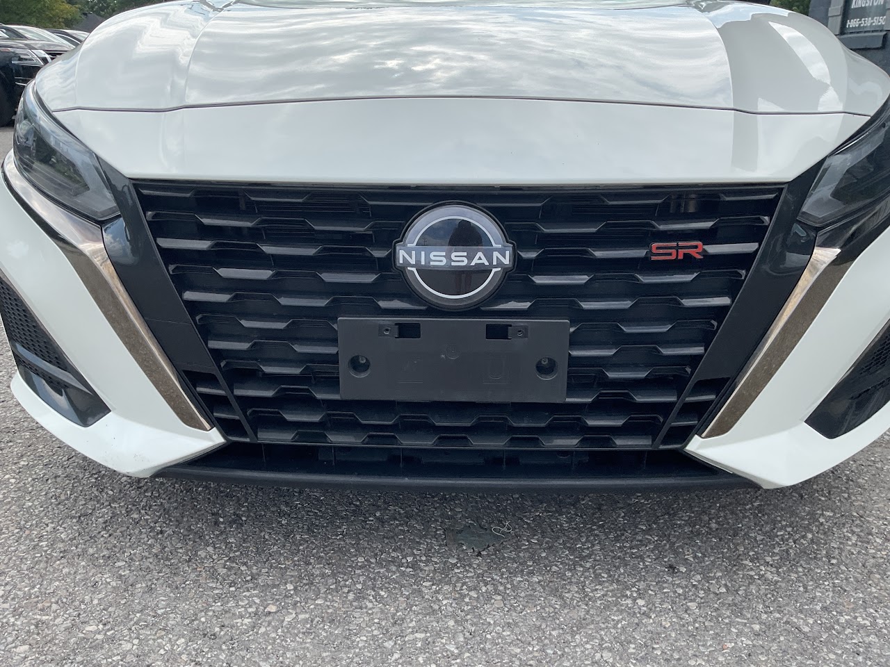 2024 Nissan Altima — photo 17 of 34