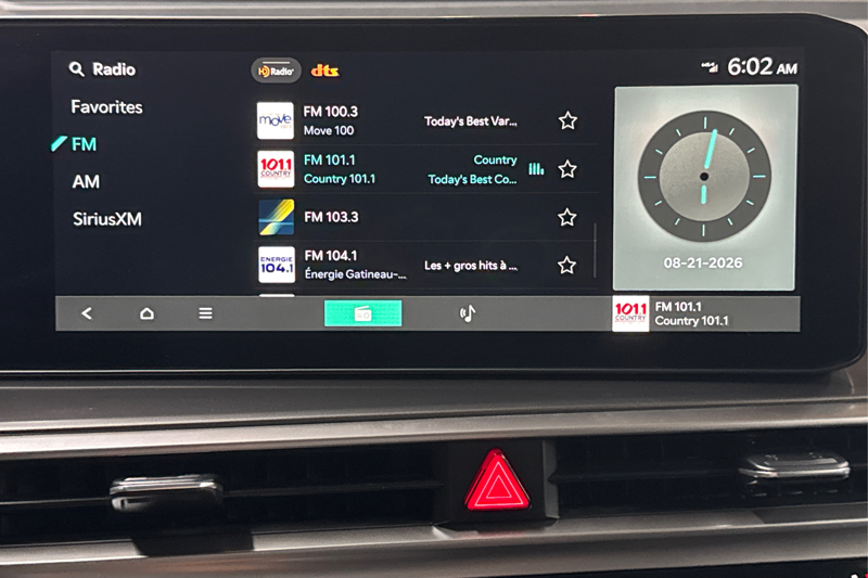 2025 Kia Sorento — photo 17 of 33