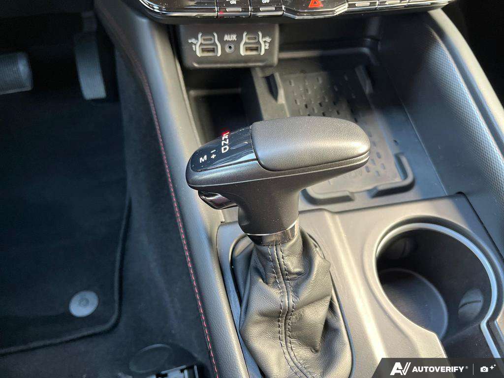 2025 Dodge Durango — photo 18 of 25