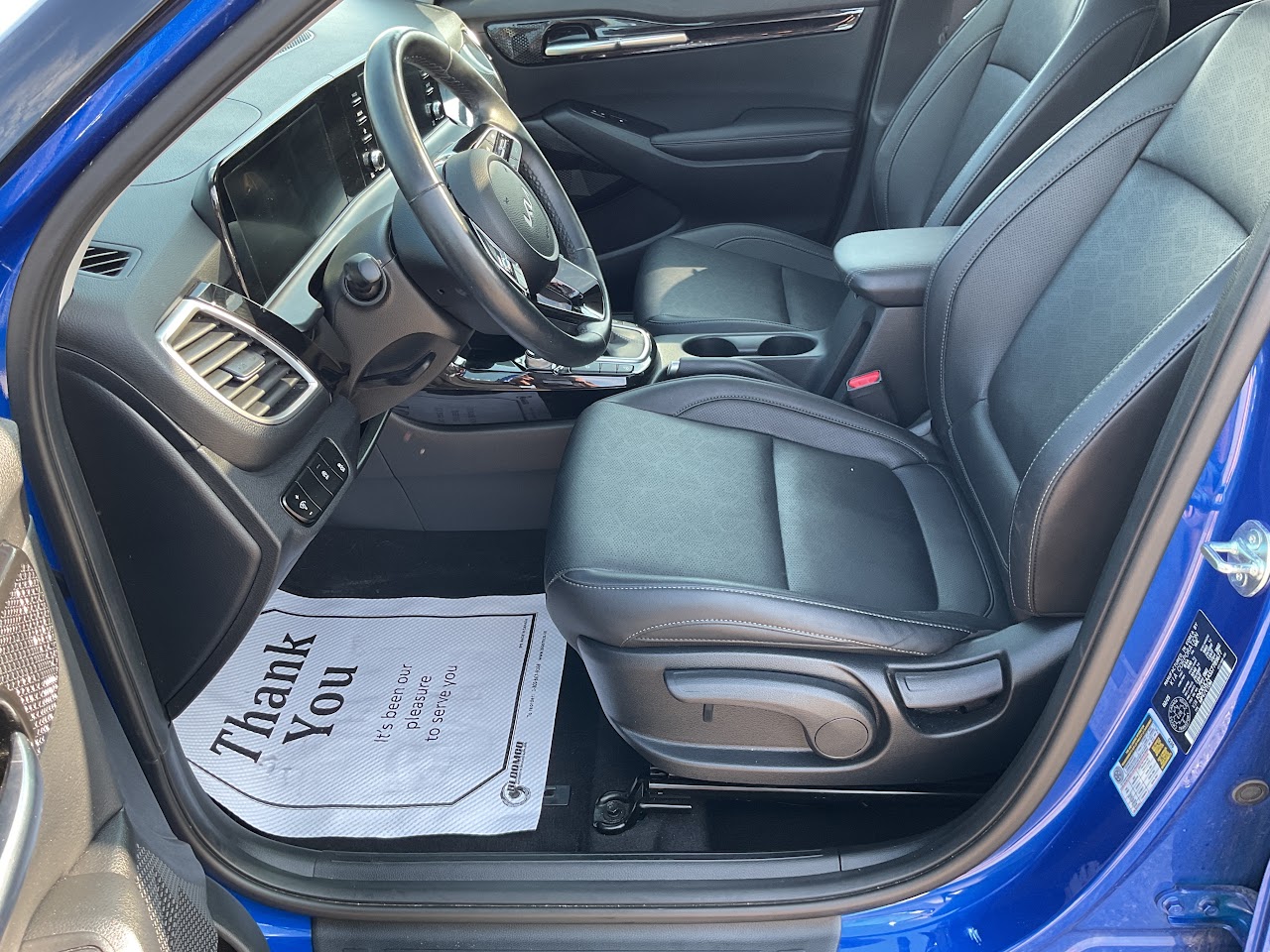 2025 Kia Seltos — photo 20 of 34