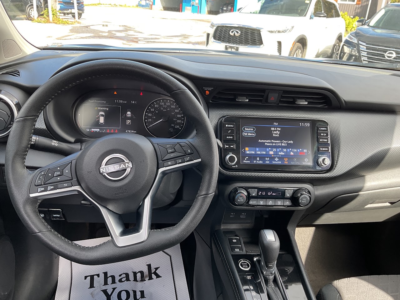 2025 Nissan Kicks Play — photo 32 of 34