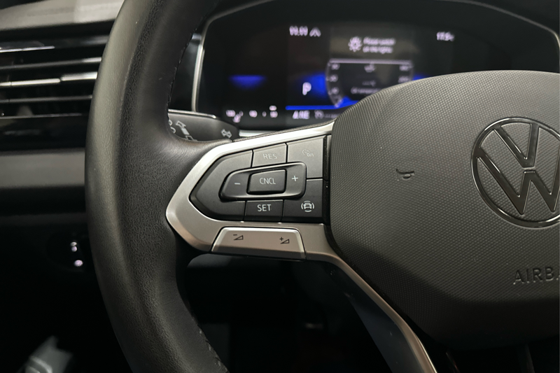 2025 Volkswagen Jetta Sedan — photo 22 de 25