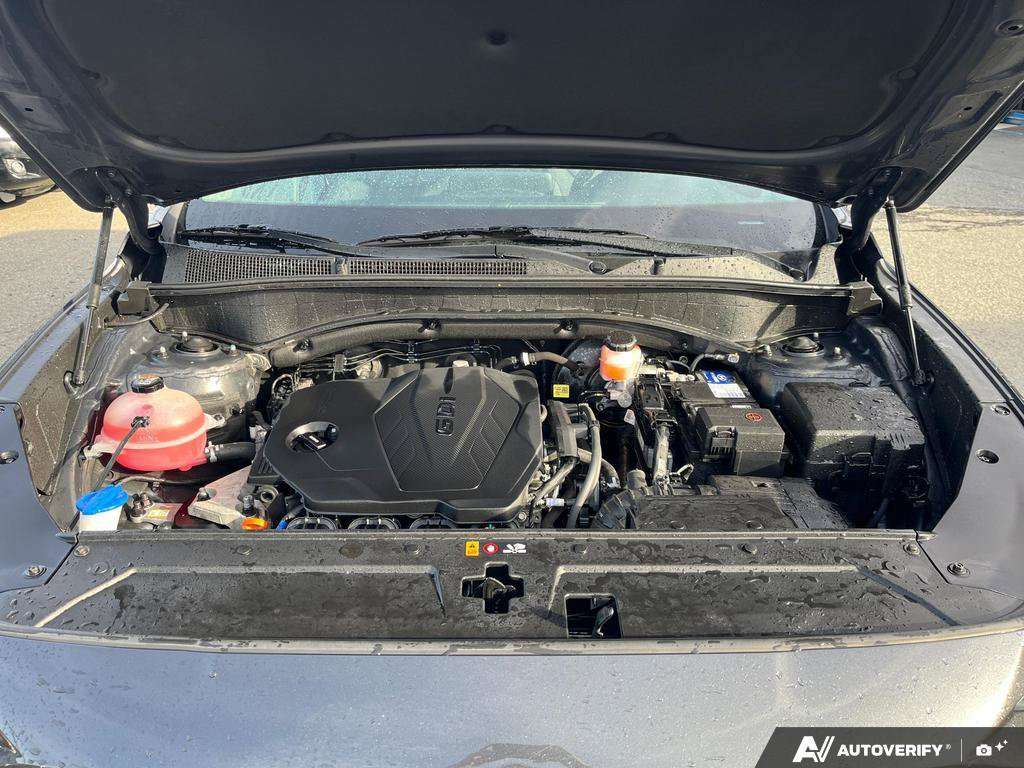 2023 Hyundai Santa Fe — photo 10 of 25