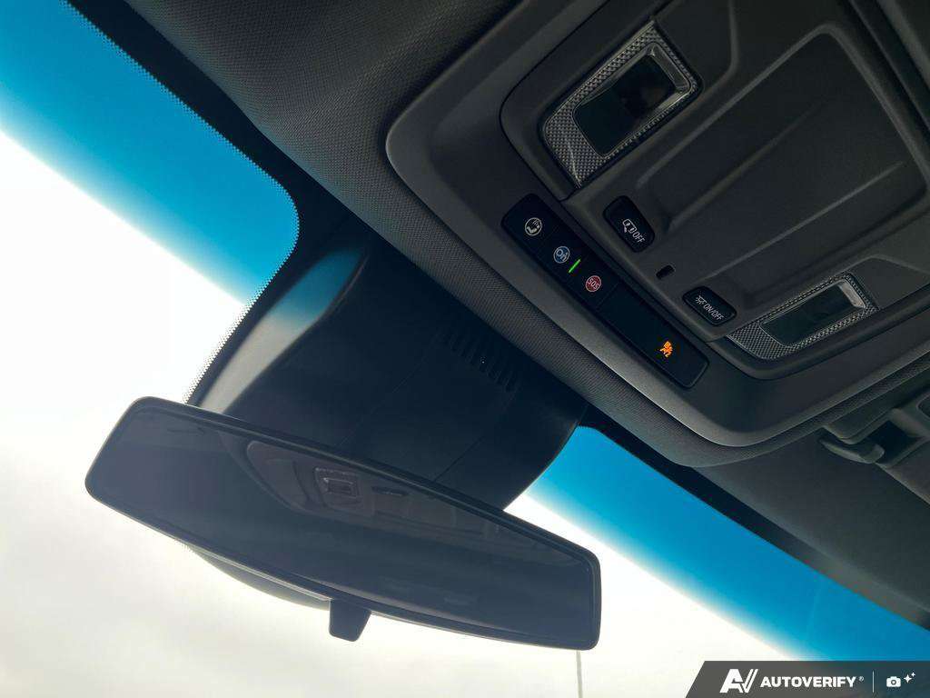 2023 GMC Sierra 1500 — photo 21 of 25