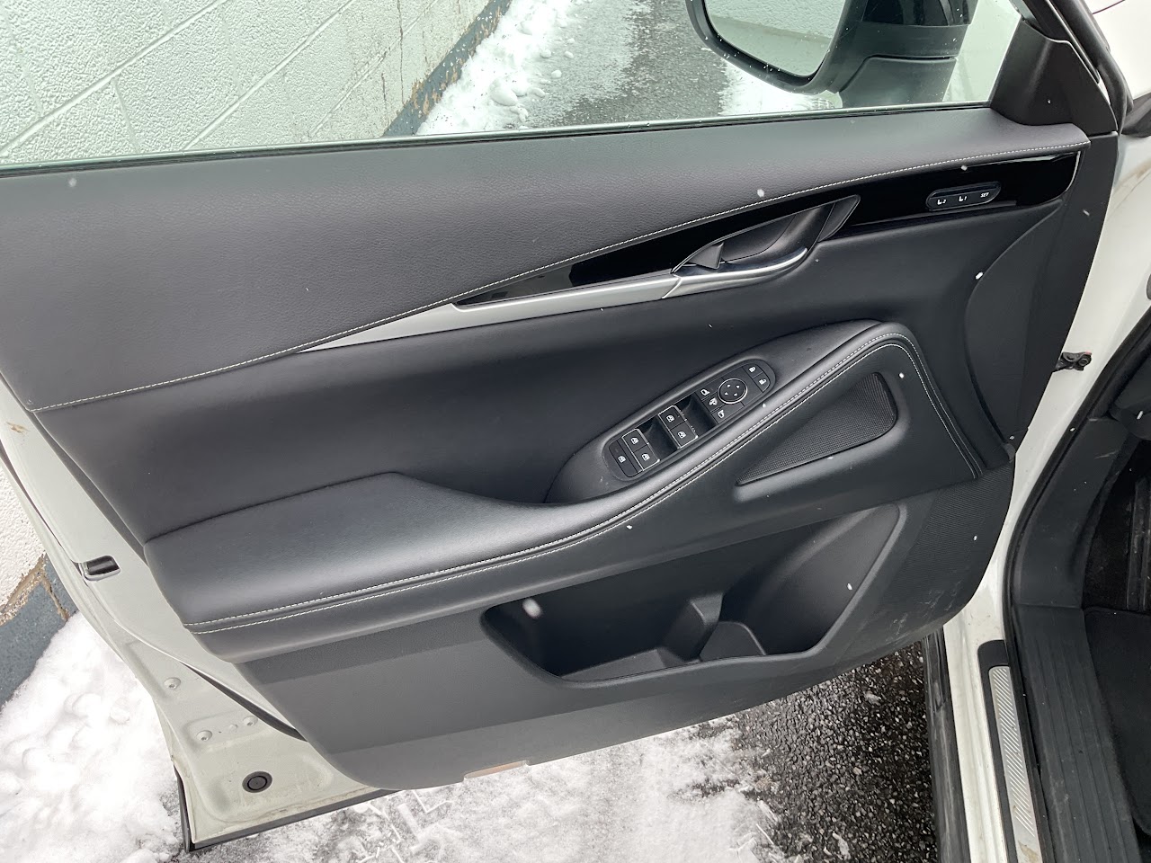 2024 INFINITI QX60 — photo 19 of 24