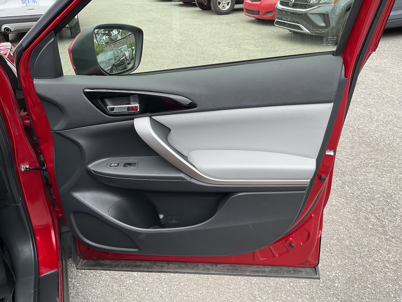 2023 Mitsubishi Eclipse Cross — photo 30 of 32