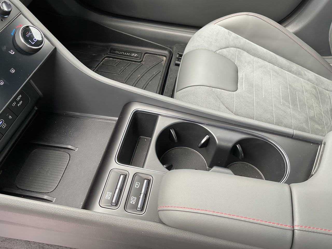 2026 Hyundai Sonata — photo 29 of 34