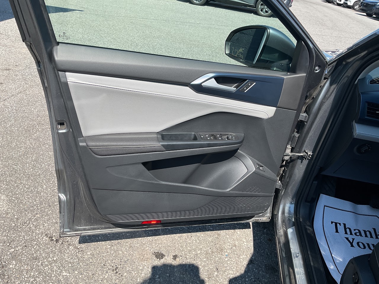 2024 Volkswagen Taos — photo 30 of 34