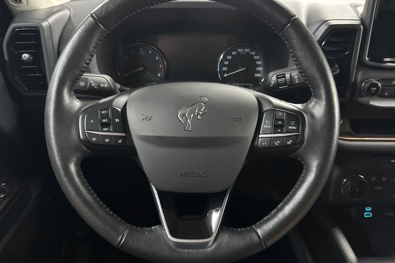 2022 Ford Bronco Sport — photo 13 of 32
