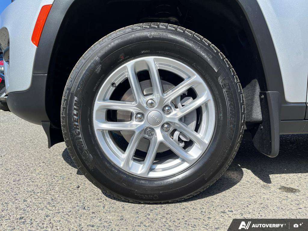 2026 Jeep Grand Cherokee — photo 6 of 25
