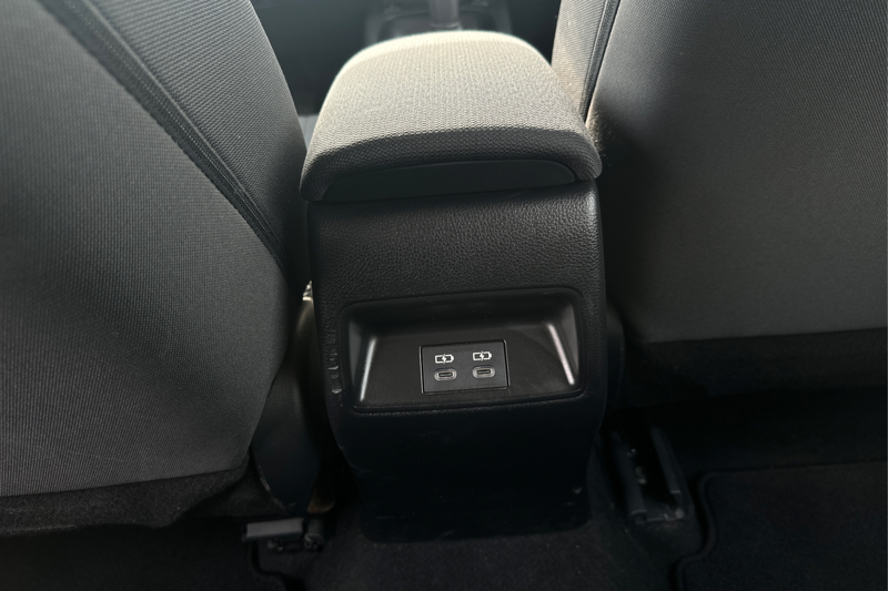 2023 Toyota Corolla Sedan — photo 19 of 31