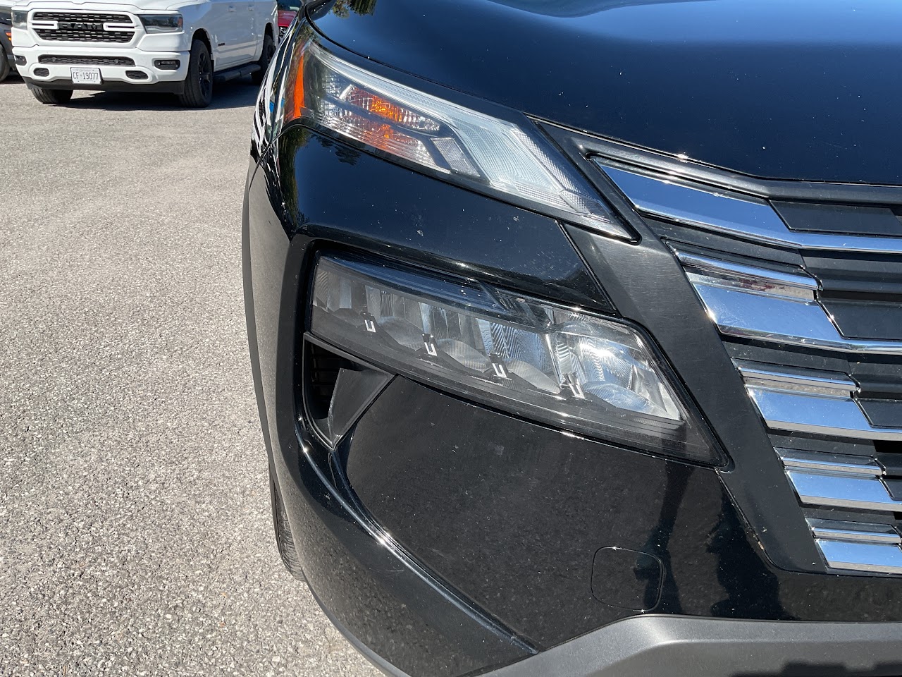 2025 Nissan Rogue — photo 12 of 34