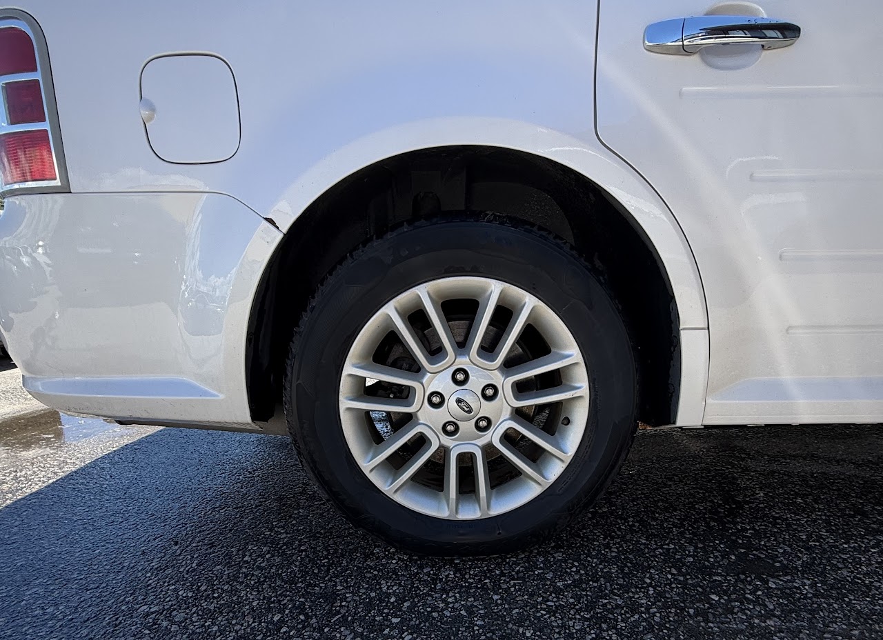2018 Ford Flex — photo 45 of 48