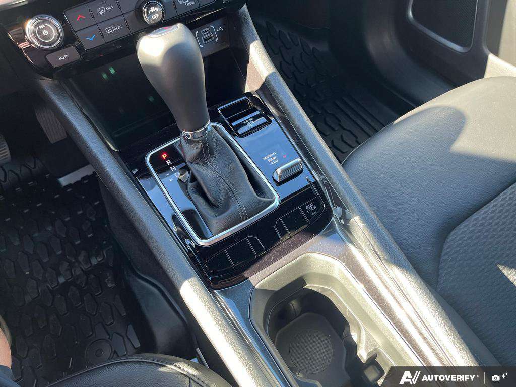2026 Jeep Compass — photo 18 of 25