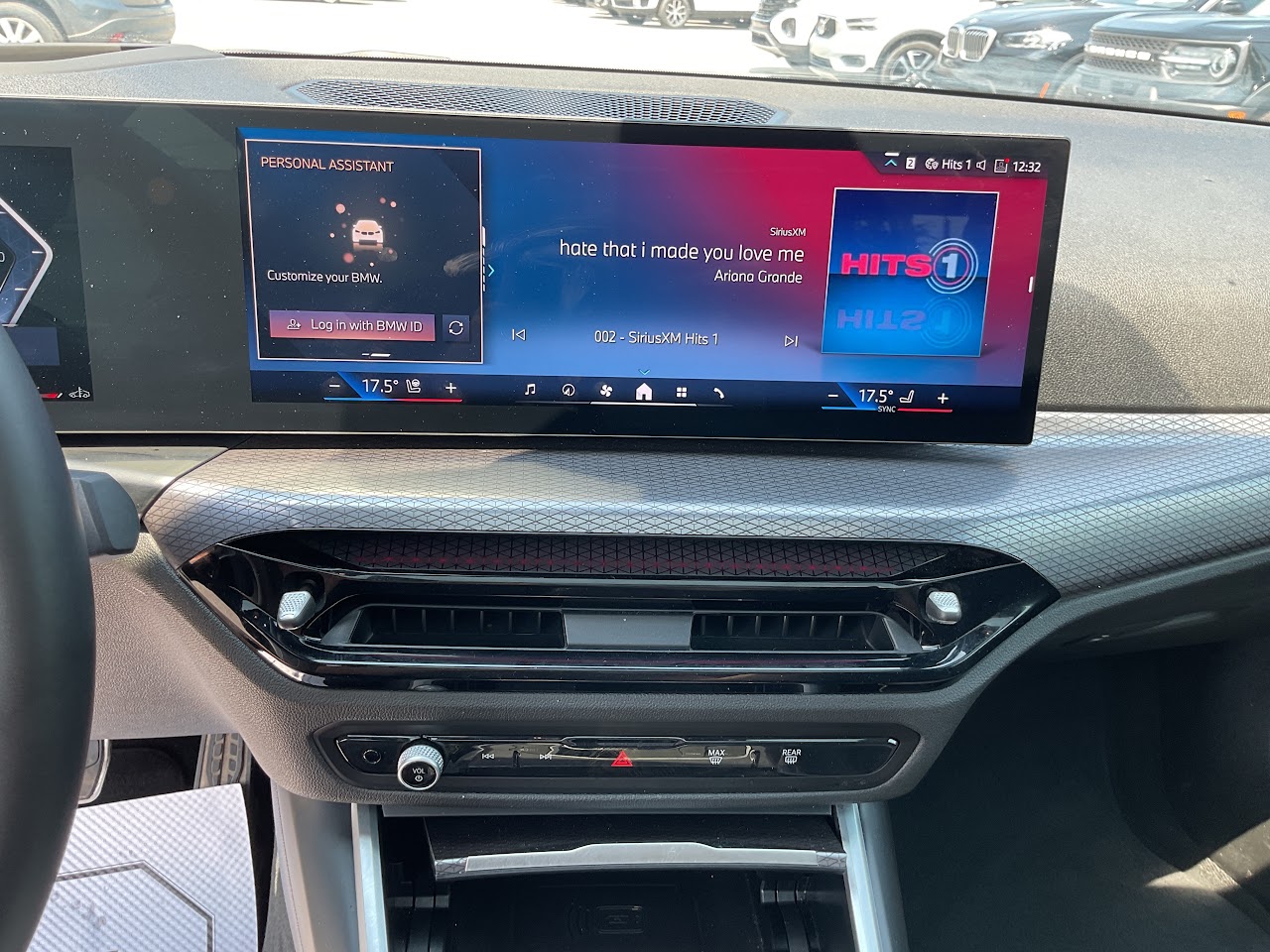 2025 BMW 3 Series — photo 28 de 34