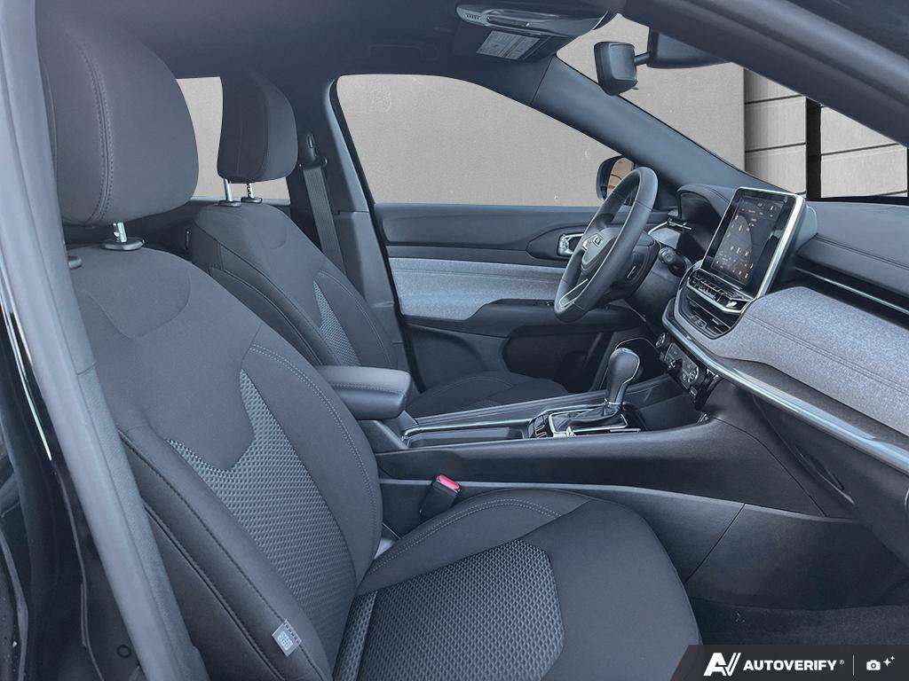2026 Jeep Compass — photo 22 de 25