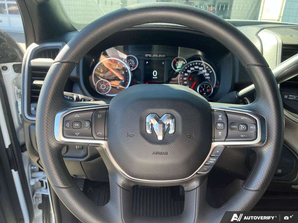 2026 Ram 3500 Crew Cab — photo 14 of 25